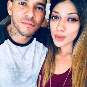 Meet your Posher, Roxana